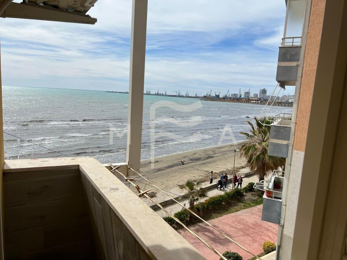 Yacht Club 573 Lägenhet Durrës Exteriör bild