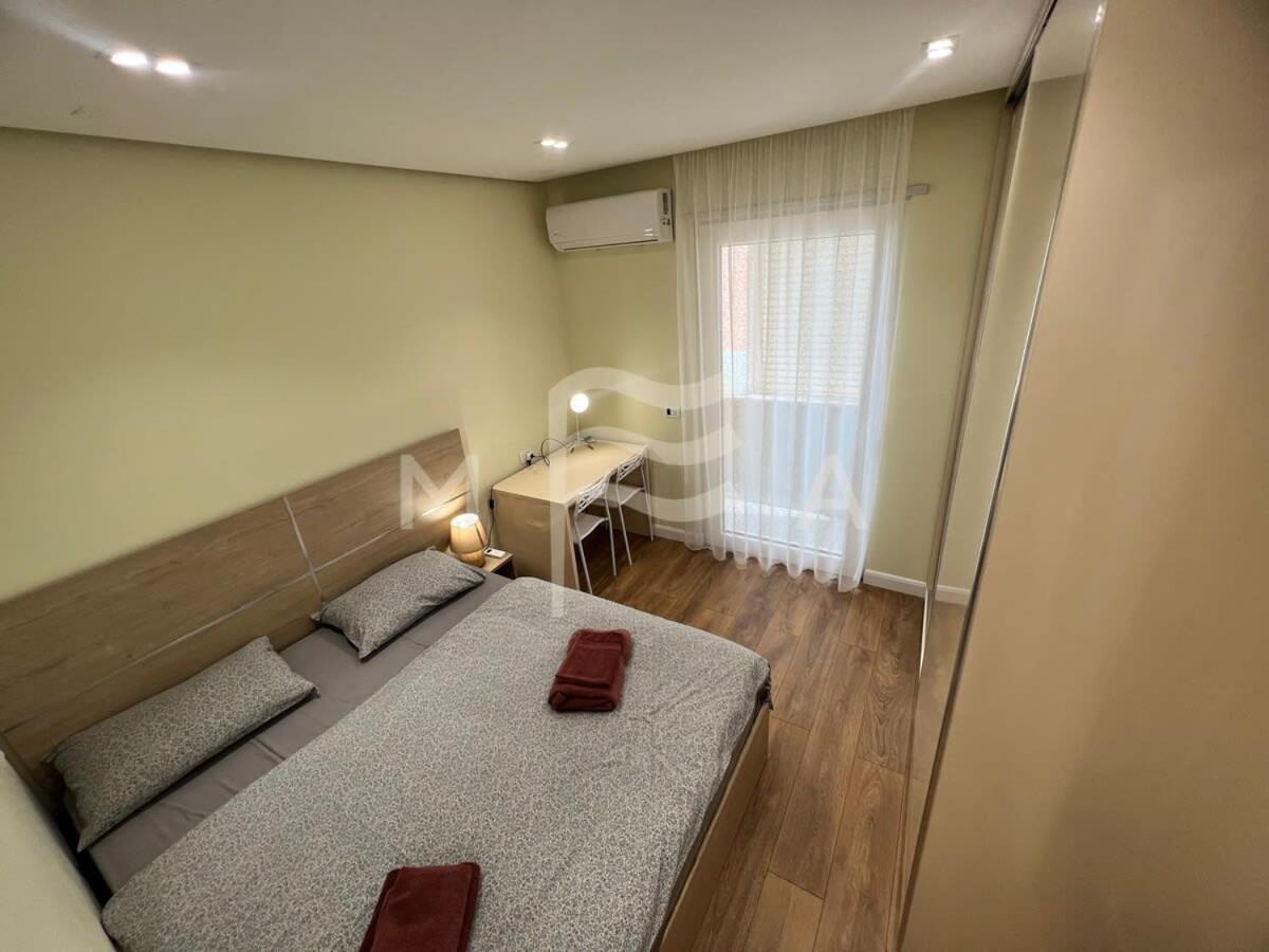 Yacht Club 573 Lägenhet Durrës Exteriör bild
